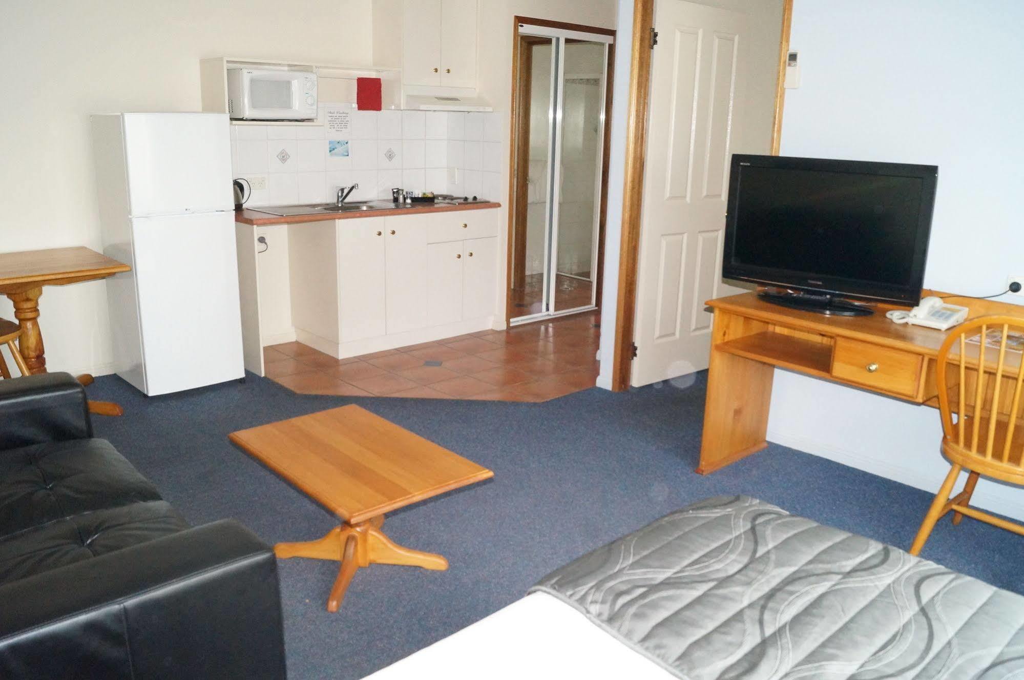 Asters On James Motor Inn Toowoomba Esterno foto